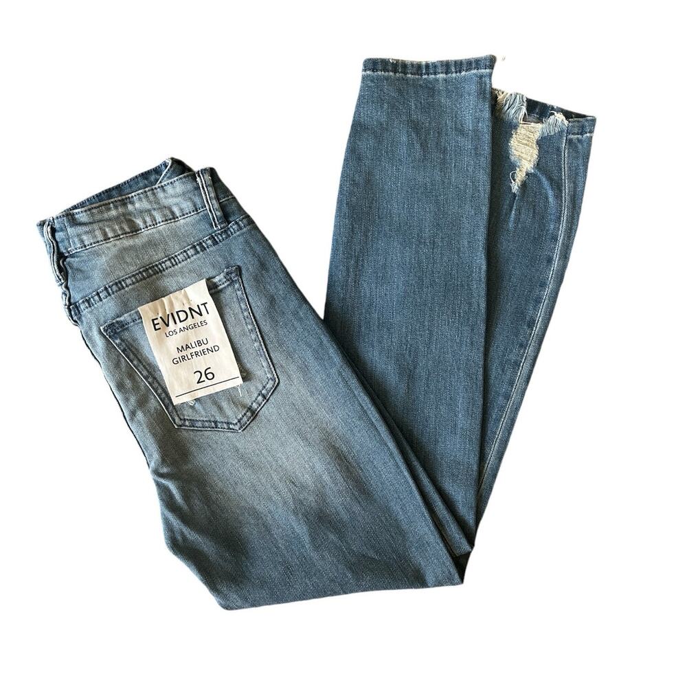 NWT EVIDNT Malibu Girlfriend Jean Size 26 Distress Med Wash